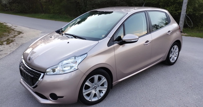 Peugeot 208 cena 18900 przebieg: 218000, rok produkcji 2013 z Chmielnik małe 529